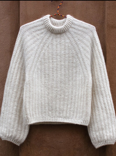 Klint Classic sweater af Anne Ventzel, No 1 strikkekit Strikkekit Anne Ventzel 