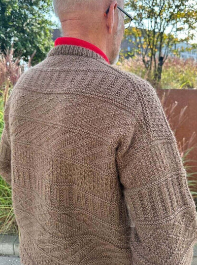 Storm sweater til herre fra PetiteKnit, No 18 + silk mohair garnpakke (uden opskrift) Strikkekit PetiteKnit 