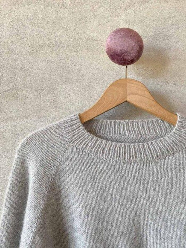 Ingen Dikkedarer sweater fra Petiteknit, Isager strikkekit Strikkekit PetiteKnit 