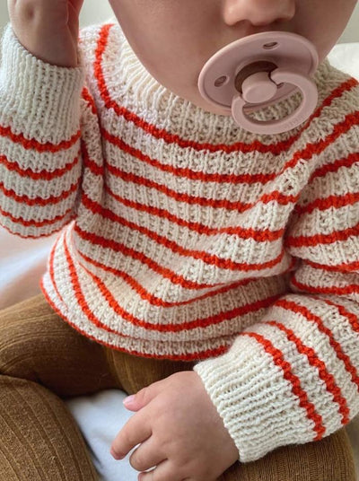Friday Sweater til baby af PetiteKnit, strikkeopskrift Strikkeopskrift PetiteKnit 