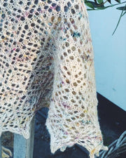 Mrs H's summer shawl with lace pattern, knitted in hand-dyed merino from from Hedgehog Fibres