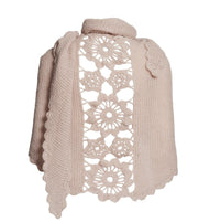 Lenes shawl, a knitted shawl with a flower panel at the back, made in grey rose Isager Highland wool and Silk Mohair