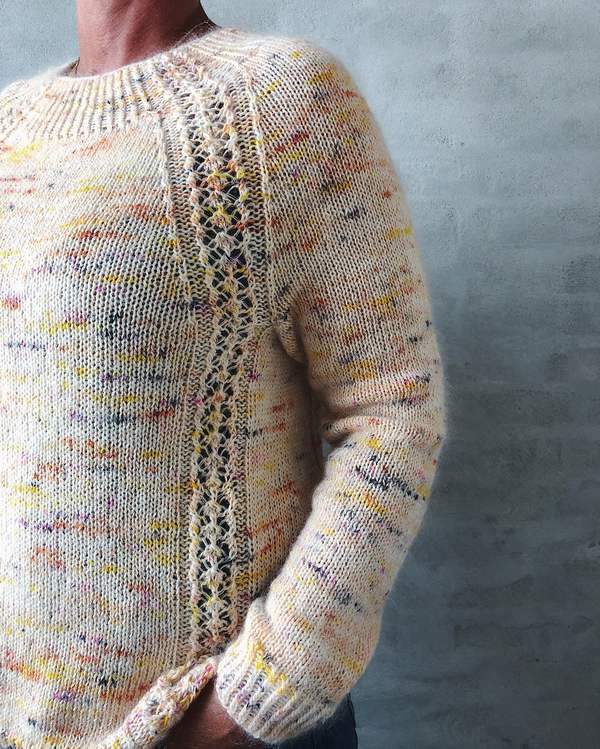 Madicken sweater strikket i Hedgehog Fibres håndfarvet merino - Önling strikkeopskrifter og garn