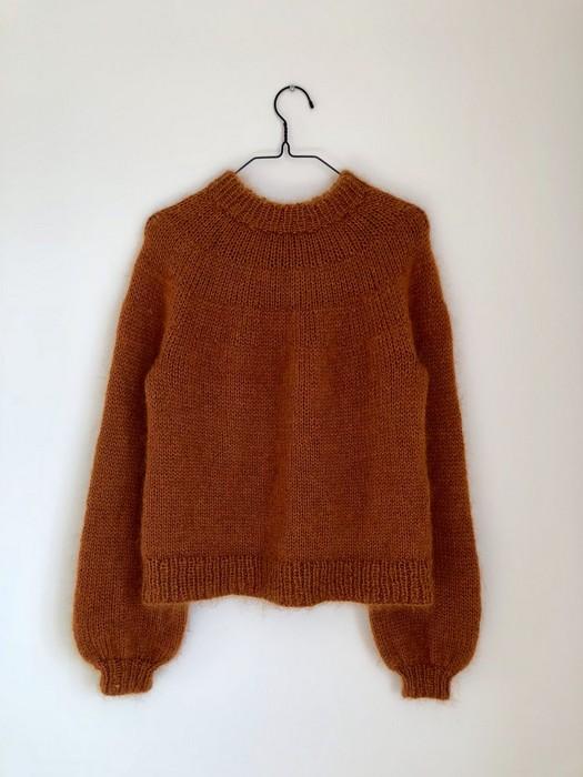 Novice sweater fra Petiteknit, No 2 strikkekit + silk mohair