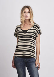 Retro summertop with black beige stripes, knitted in Isager Bomulin