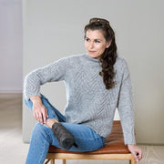Fjer sweater strikket i Isager Silk Mohair og Jensen, fra Ridser i Overfladen, af Annette Danielsen.