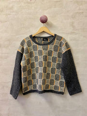 Saga II sweater af Hanne Falkenberg, strikkekit Strikkekit Hanne Falkenberg S-M-L-XL Kit 4 