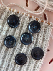 Sorte knapper til Novice Cardigan - Chunky Edition af PetiteKnit Accessories PetiteKnit 
