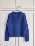 Stockholm sweater med V-neck fra PetiteKnit, silk mohair strikkekit