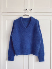 Stockholm sweater med V-neck fra PetiteKnit, strikkeopskrift Strikkeopskrift PetiteKnit 