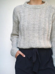 Striber på langs sweater fra Petiteknit, No 1 strikkekit